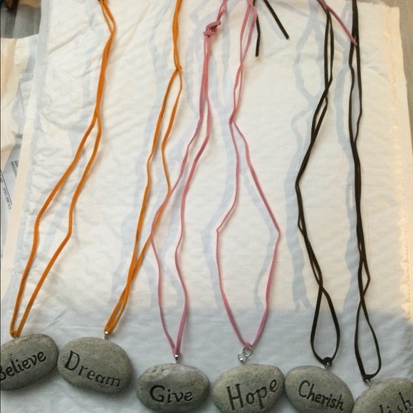 Fun handmade inspire necklaces - Picture 3 of 4